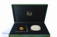 2014年熊猫金银纪念币1/10盎司金币+1盎司银币带盒套装绝对保真